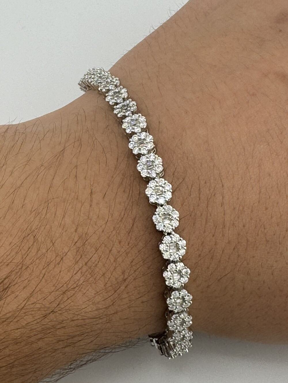 Certified VVS Moissanite 925 Sterling Silver 9.04ct Tennis Bracelet